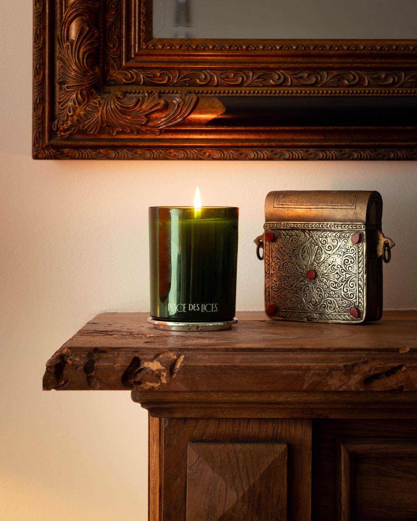 Chateau D'Hiver Candela